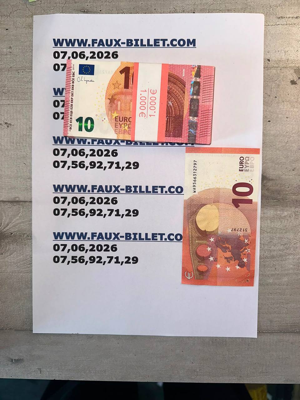 Accessoires billets pour mise en scène